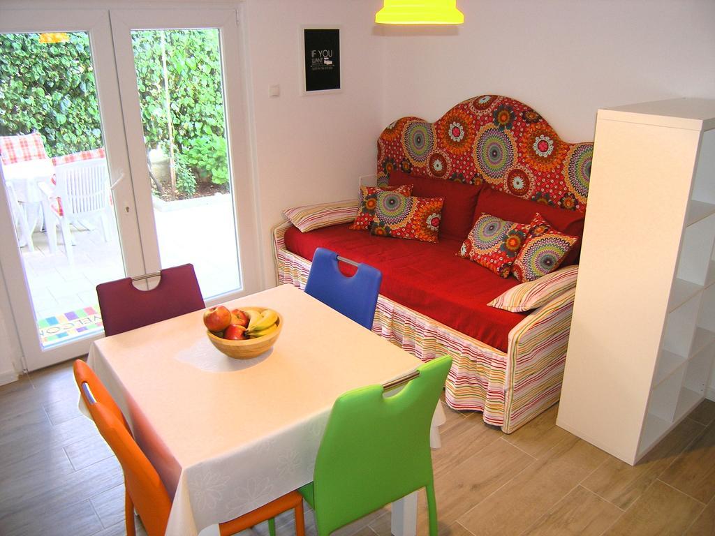 Apartments Ines คิร์ก ภายนอก รูปภาพ